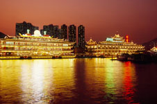 Floating restaurants