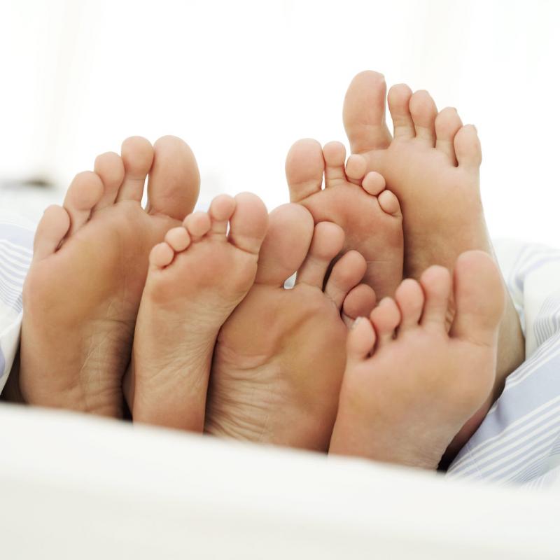 קשר משפחתי טוב= התאמת שמות במשפחה